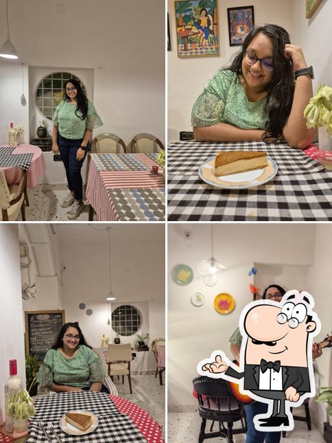 Check out how WJ'S cafe looks inside