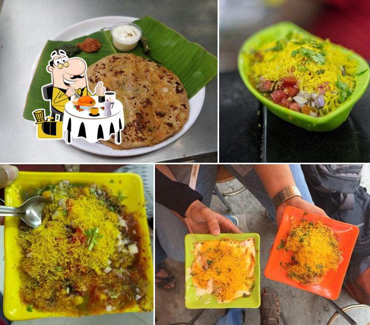 Food at Tiwaris Ghee Paratha Chats