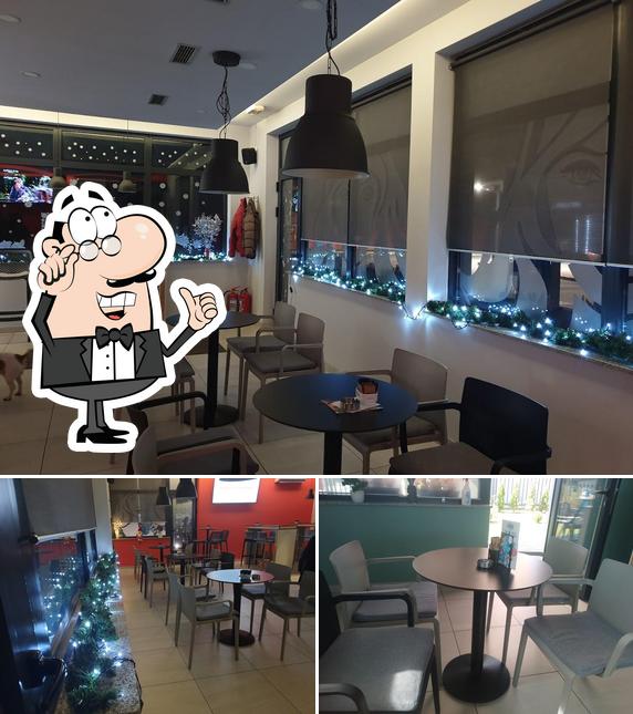 Siediti a un tavolo di EP Caffe