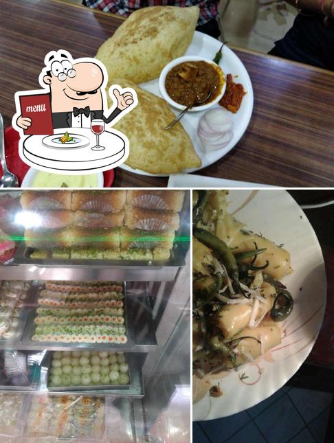 Food at Madan Sweets & Bakers