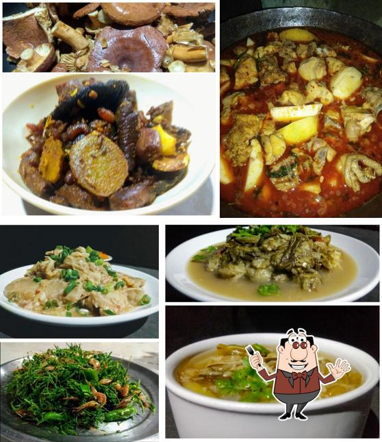 Meals at Naoba's Chakhumang (Restaurant)