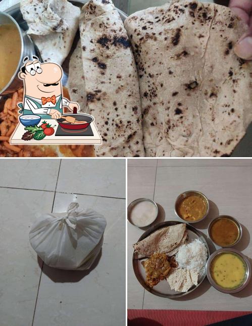 Chicken curry at Purva Pure Veg (Dal bati churma)