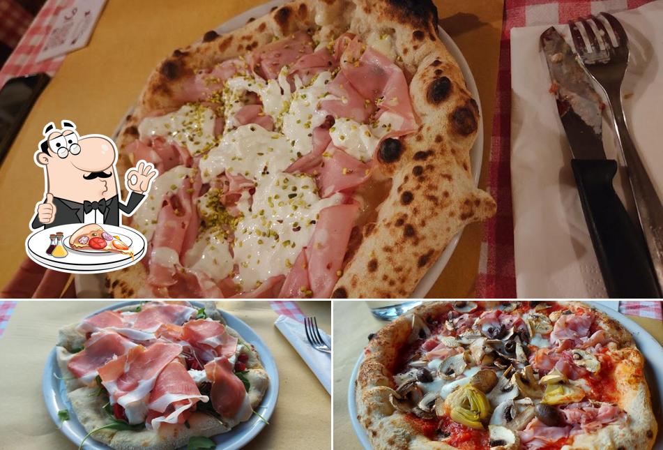 A Pizzeria Da Gennaro, puoi ordinare una bella pizza