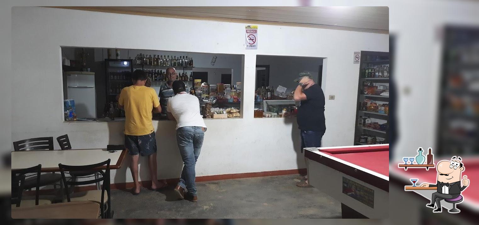 Bar e cancha do Lício
