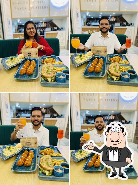 Check out how ELITÓ- Café & Restro looks inside