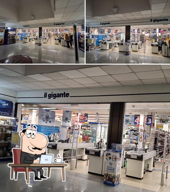 Dai un'occhiata agli interni di Il Gigante Supermercati