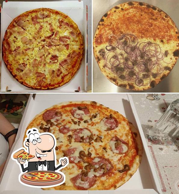Prenditi tra le molte varianti di pizza
