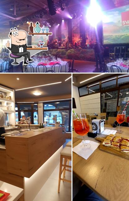 La interni e vino del ristorante