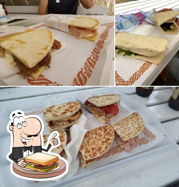 Scegli un panino a Chiosco dei giardini