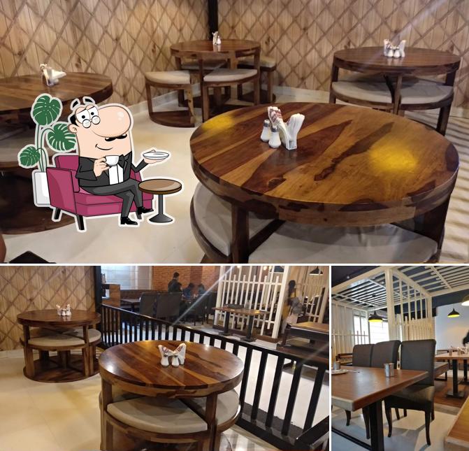 Check out how Golconda Chefs looks inside