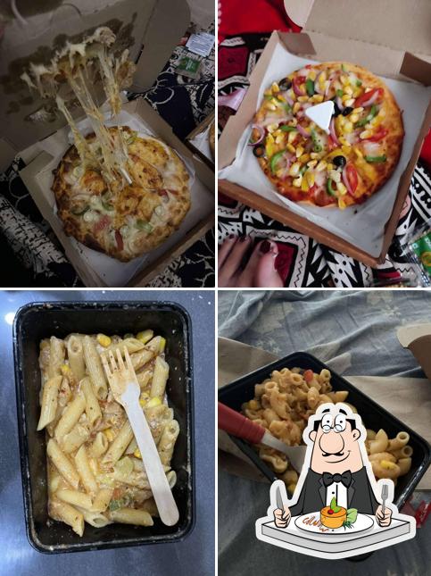 Meals at Domin's Pizza