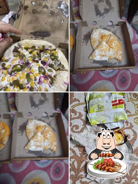 Food at SKF Pizza Meal