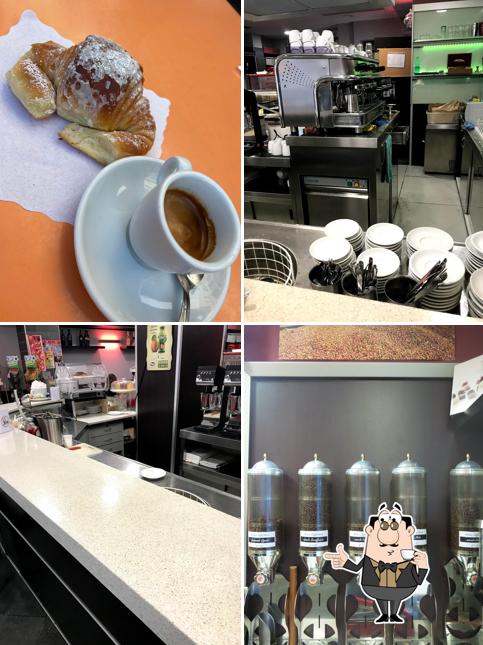 Goditi un drink a Antica Caffetteria