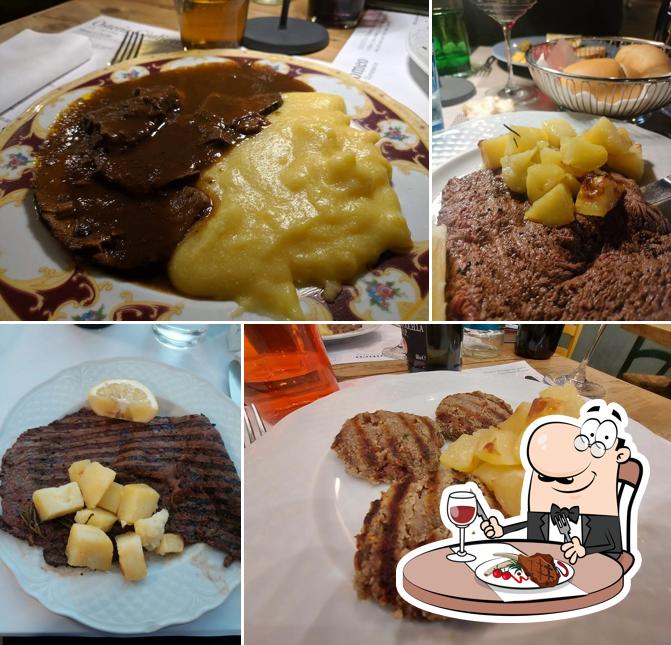 Prenditi i un pasto a base di carne a Osteria Giulietta e Romeo