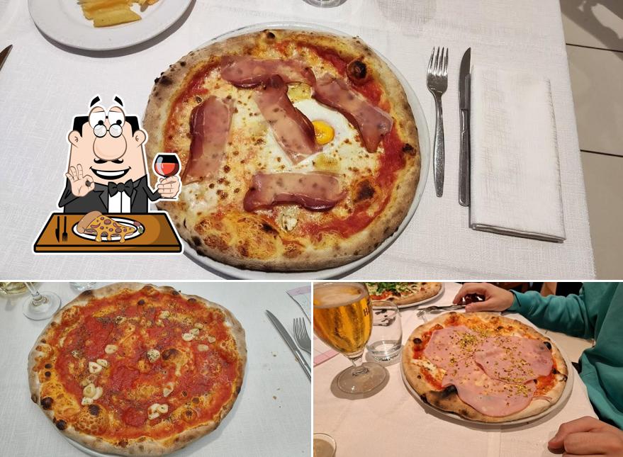 A La Ruota, puoi prenderti una bella pizza