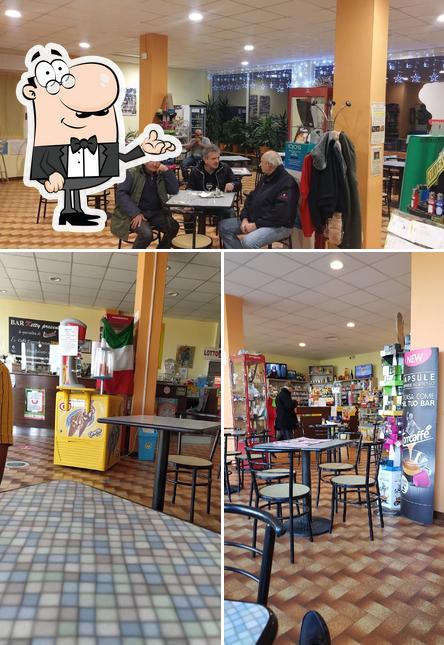 Gli interni di Bar Ketty