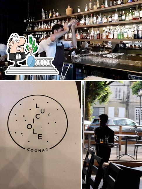 La extérieur et intérieur du restaurant