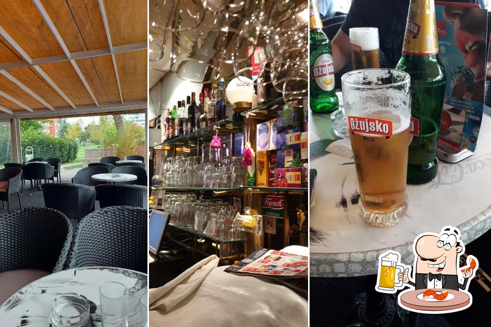 Puoi goderti un rinfrescante bicchiere di birra chiara o scura