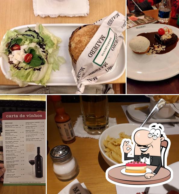 Bolo de queijo em Madero Steak House Norte Shopping