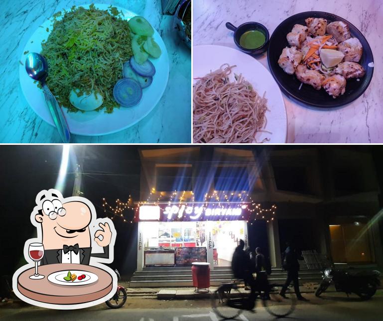 The picture of Spicy Biryani (restaurant)’s food and exterior