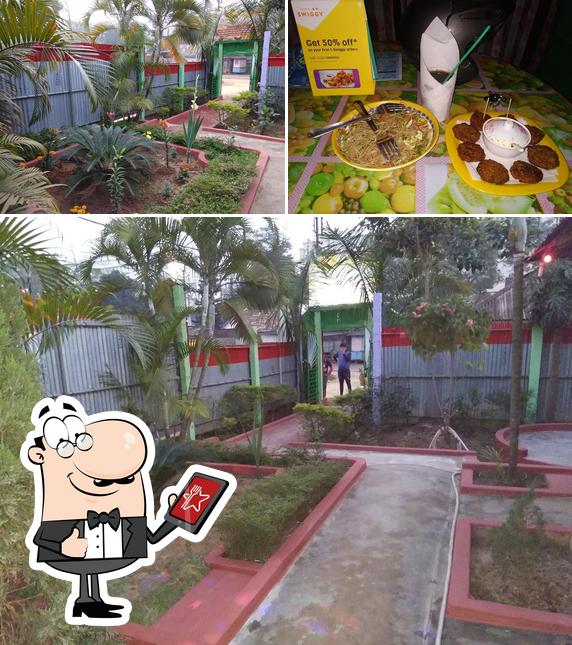 The restaurant's exterior and food