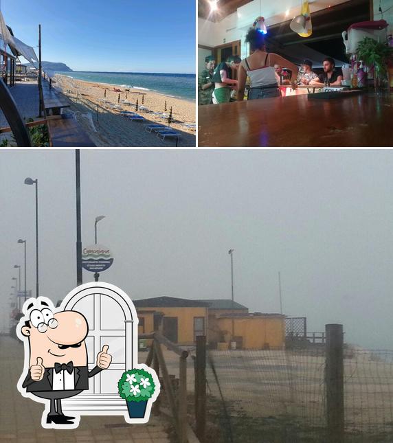 Questa è la immagine che raffigura la esterno e bancone da bar di Copacabana