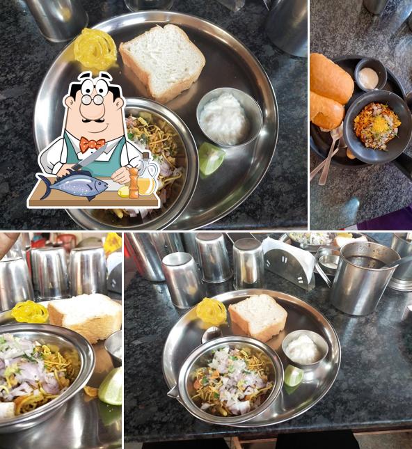 Grilled salmon at Jolly Misal (Misal Samrat)