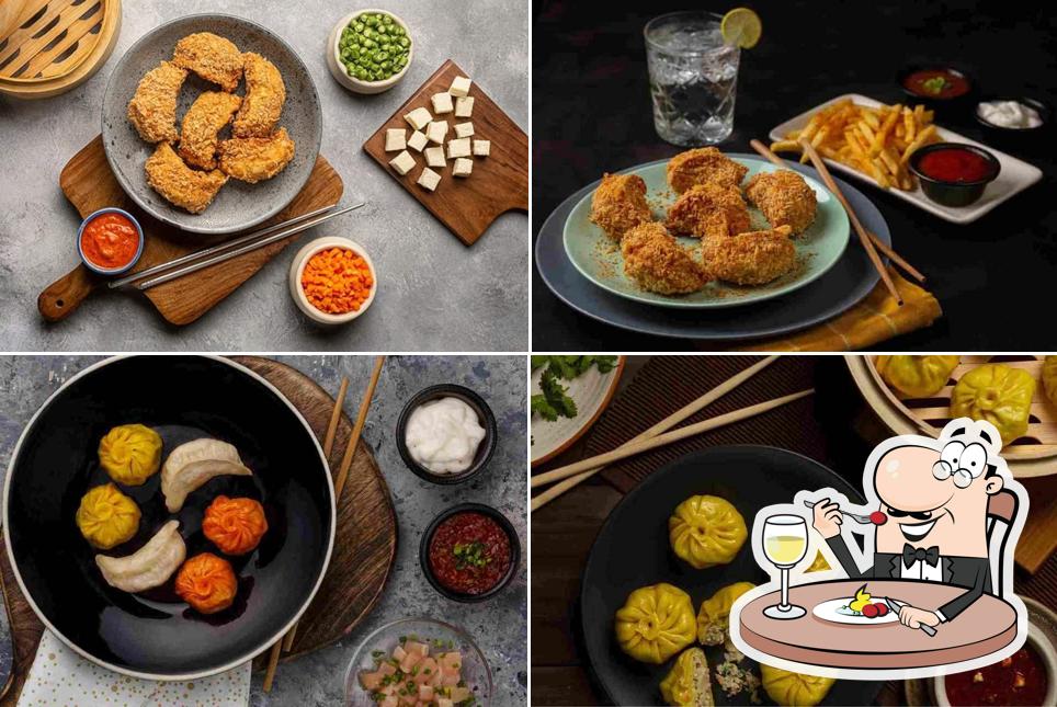 Meals at Zomoz - The Momo Company