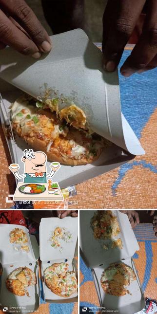 Food at Cheesy Bites