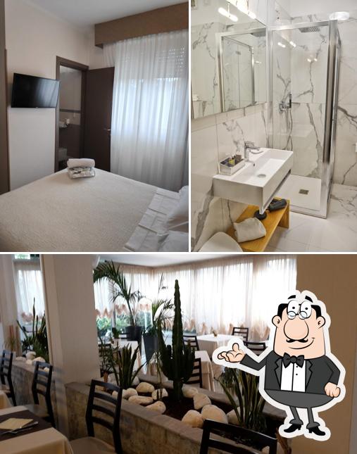 Siediti a un tavolo di Hotel Tiffany