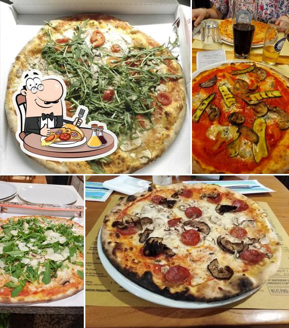A Pizzeria La Taverna, puoi prenderti una bella pizza