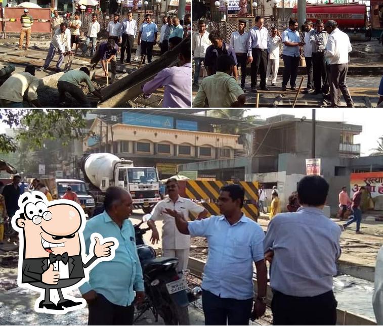 Baban Famous Vada Pav photo