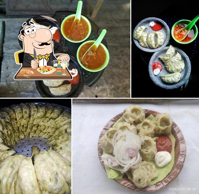 Food at JOSHI MOMOS