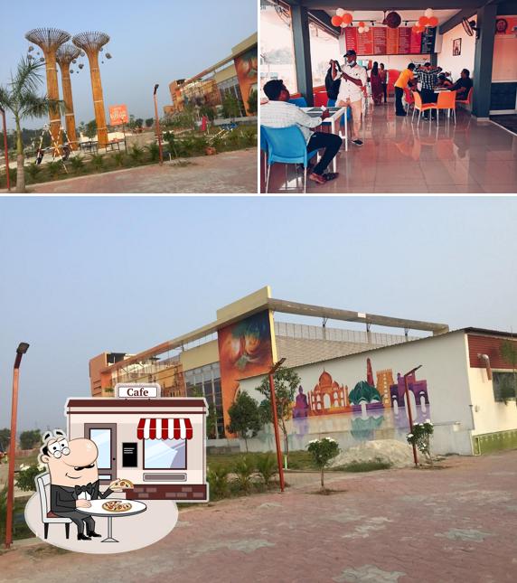 Among different things one can find exterior and interior at Hotel Godavari Ruchulu and luxury rooms