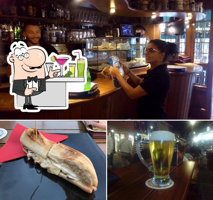 La bancone da bar e sandwich del ristorante