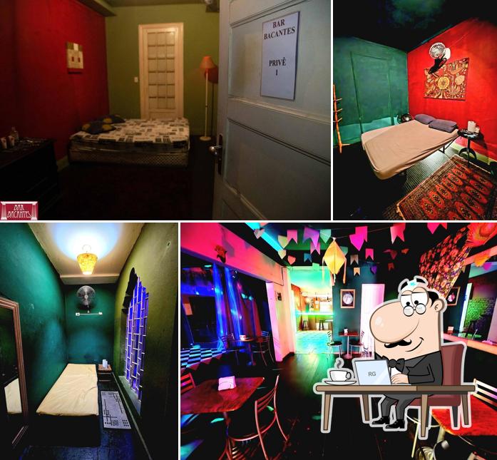 Sente em uma das mesas no Bar Bacantes Casa de Swing