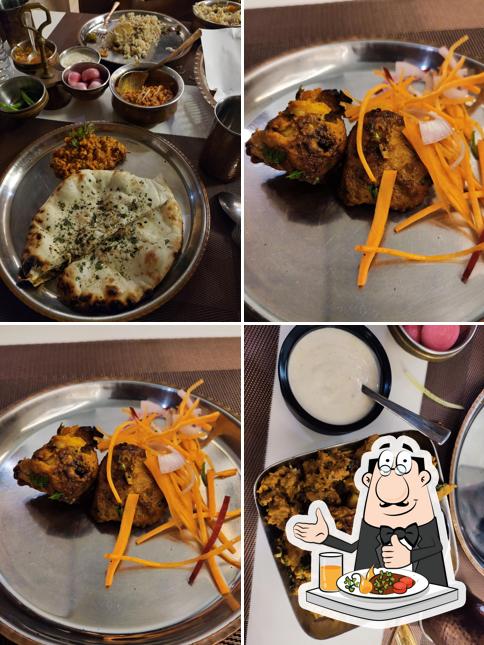 Meals at Hindustan's Chulha Chowka
