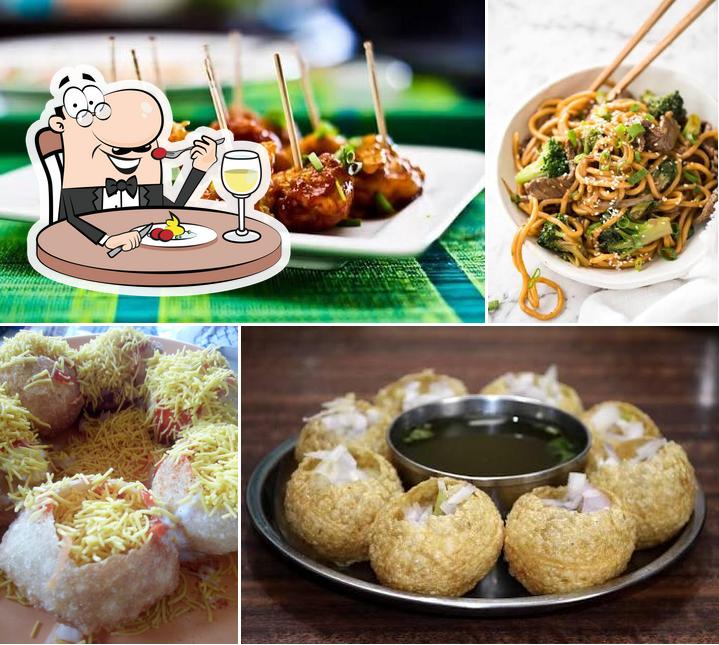 Food at MOHAN PANIPURI CHATS & CHINESE
