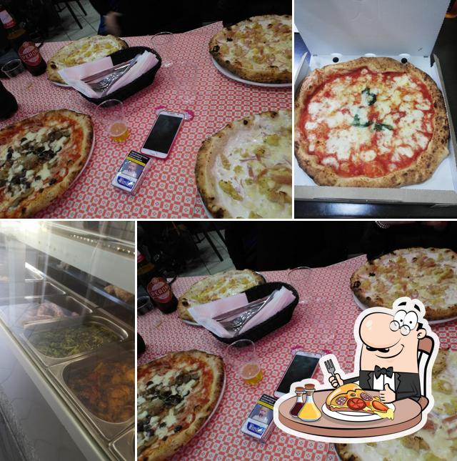 Ordina una pizza a Pizzeria Aniello