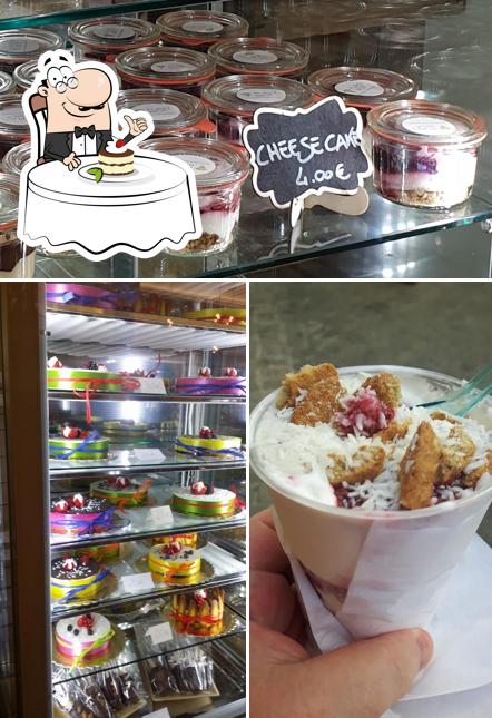 Puro & Bio Senigallia serve un'ampia varietà di dessert