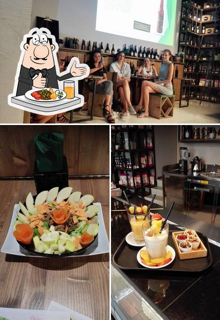 La cibo e interni del ristorante