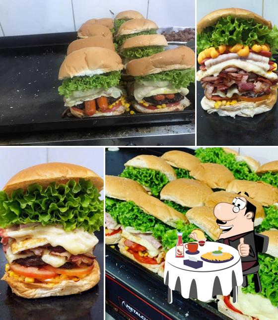 Os hambúrgueres do Gal Lanches 2 irão satisfazer diferentes gostos