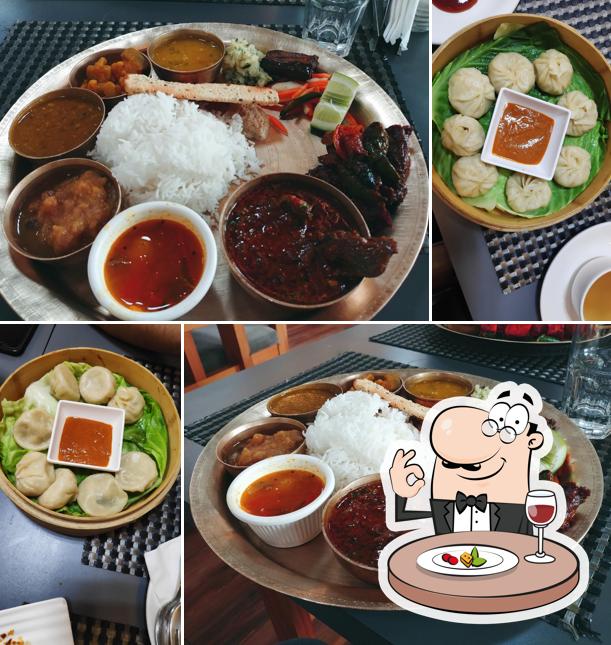 Food at খাৰখোৱা ৰিজর্ট ,NH 15 আউলাচৌকা