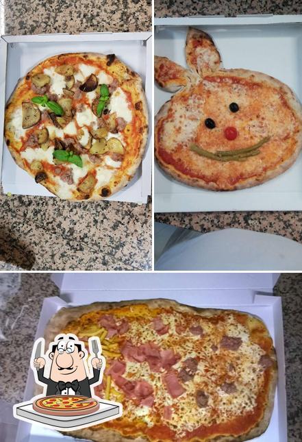 Prova una pizza a Pizzeria da asporto La Costiera