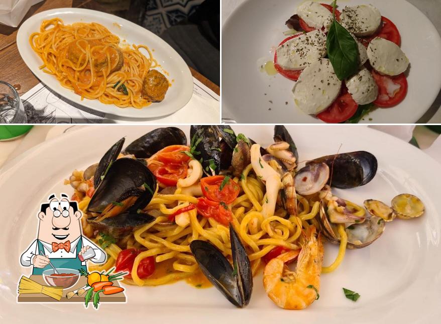 Spaghetti alla bolognese al Pasqualino Al Colosseo dal 1956- Trattoria Romana