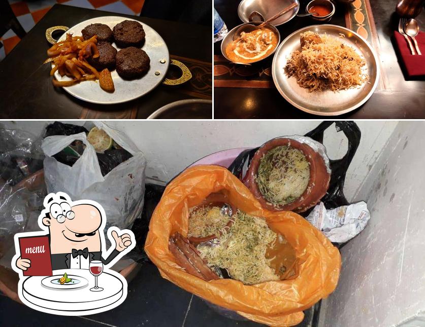 Food at Oudh 1590 - Deshapriya Park