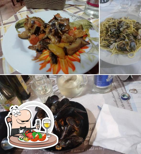 Prova la cucina di mare a Ristorante La Palazzina Motel Pizzeria Di Ferrario Rita