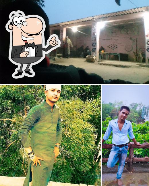 The exterior of Apna Dhaba