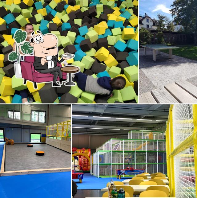 Siediti a un tavolo di Wunderland