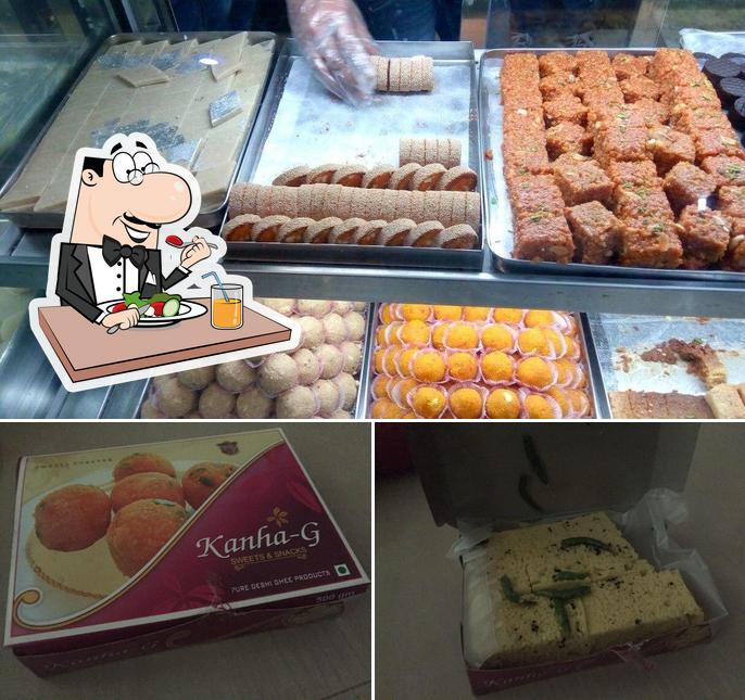 Food at Kanha G Sweets